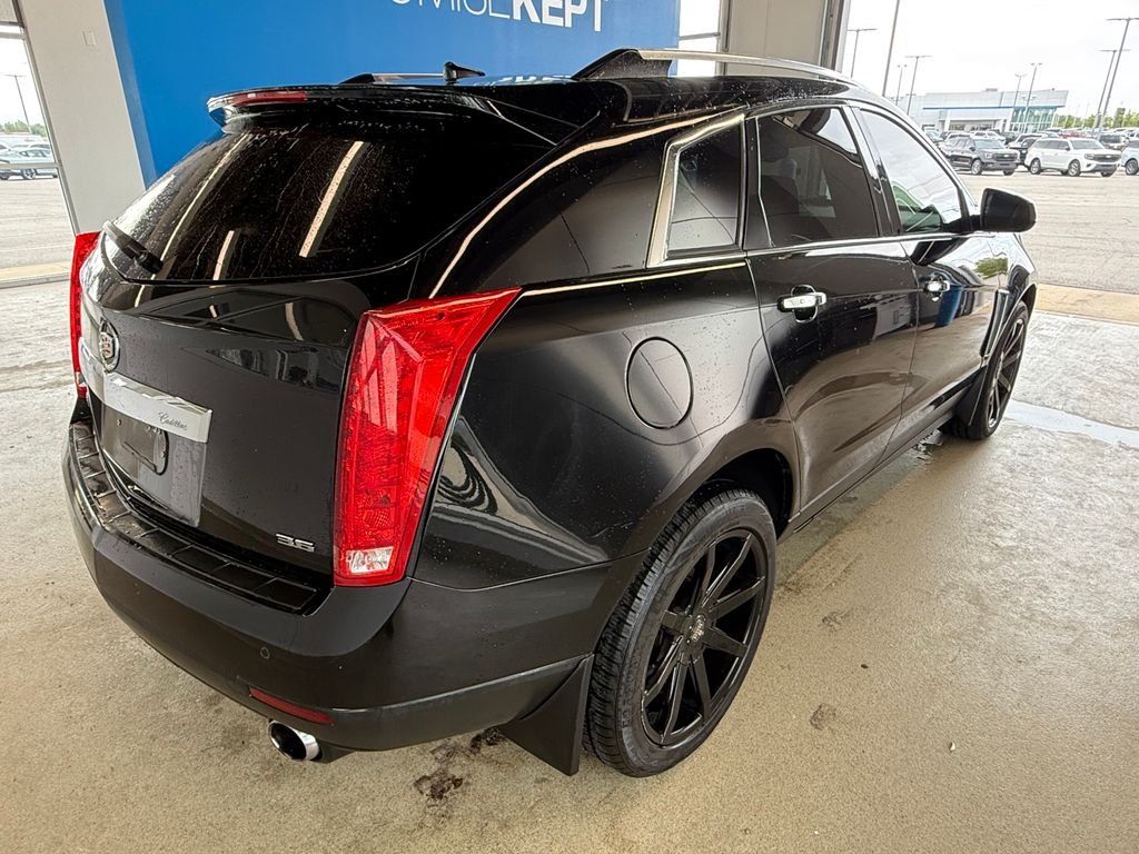 Used 2014 Cadillac SRX Luxury Collection with VIN 3GYFNBE30ES610436 for sale in Muncie, IN