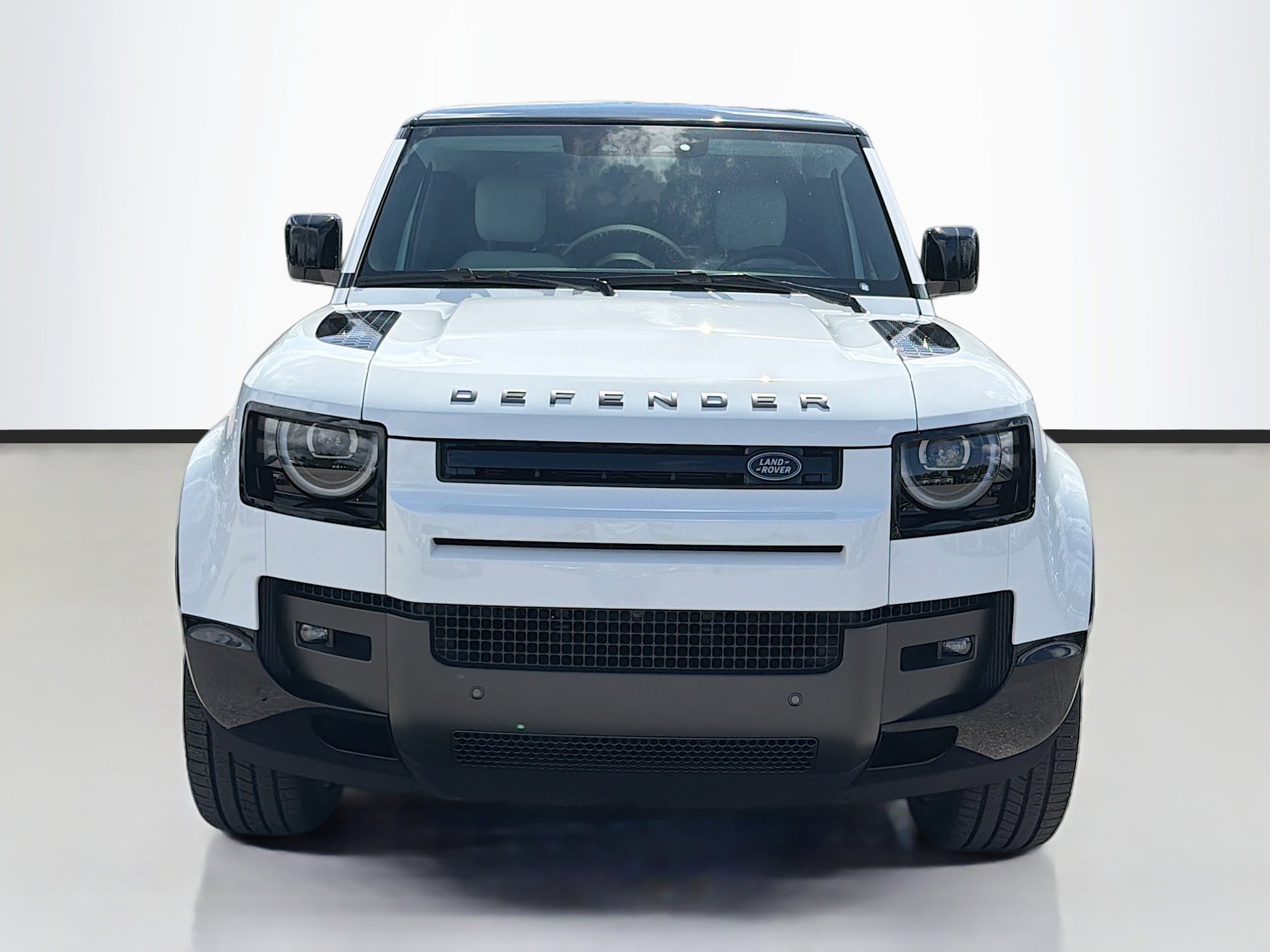 New 2026 Fuji White Land Rover X-Dynamic SE image 8