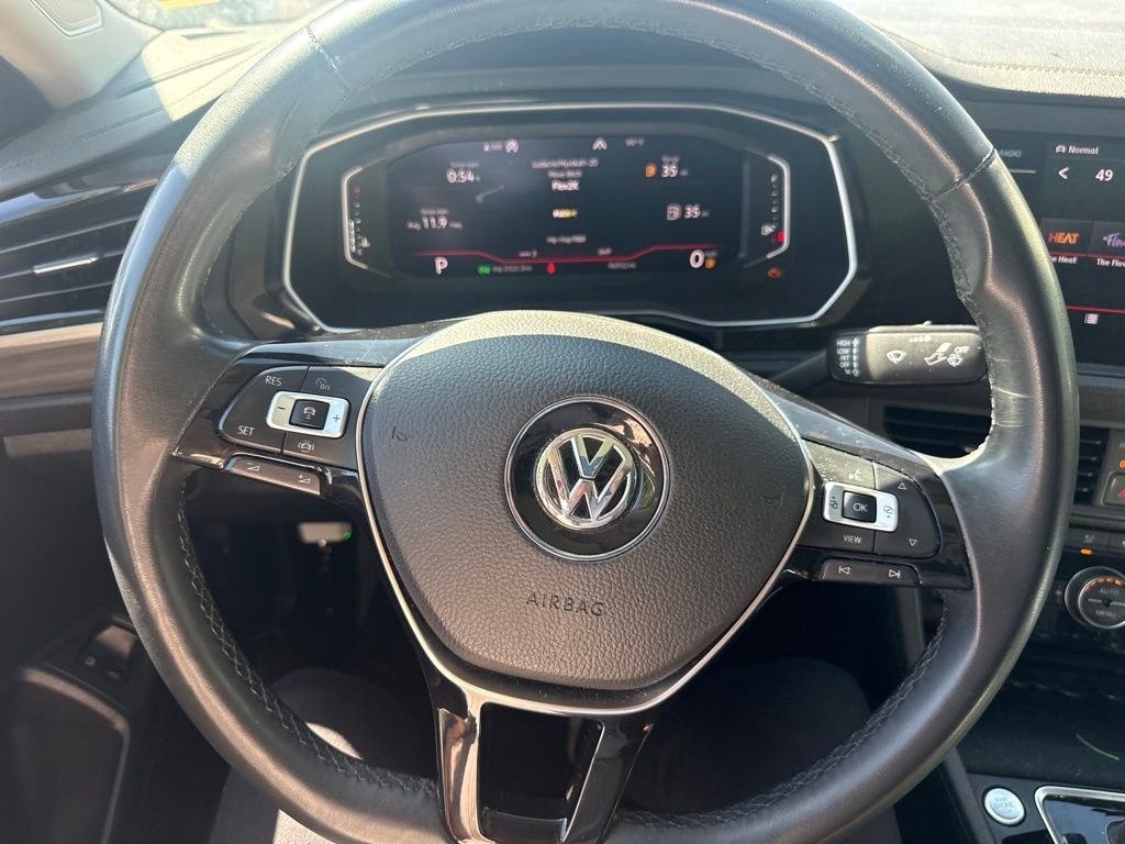 Used 2020 White Volkswagen SEL image 18