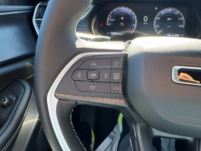 New 2027 High-Gloss Black Paint Jeep Laredo X image 24