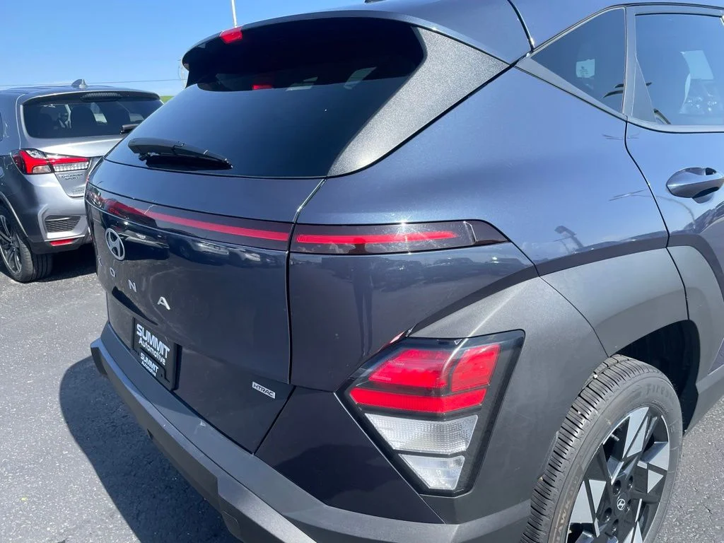 Used 2024 Denim Blue Pearl Hyundai SEL image 27