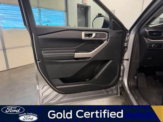 Certified Used 2024 Iconic Silver Metallic Ford XLT image 22