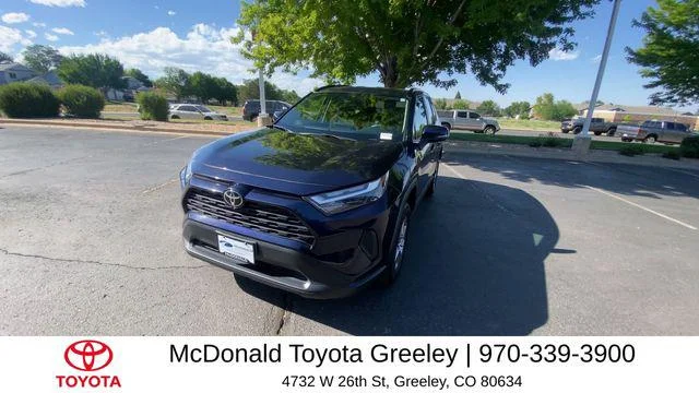 Certified Used 2025  Toyota XLE image 27