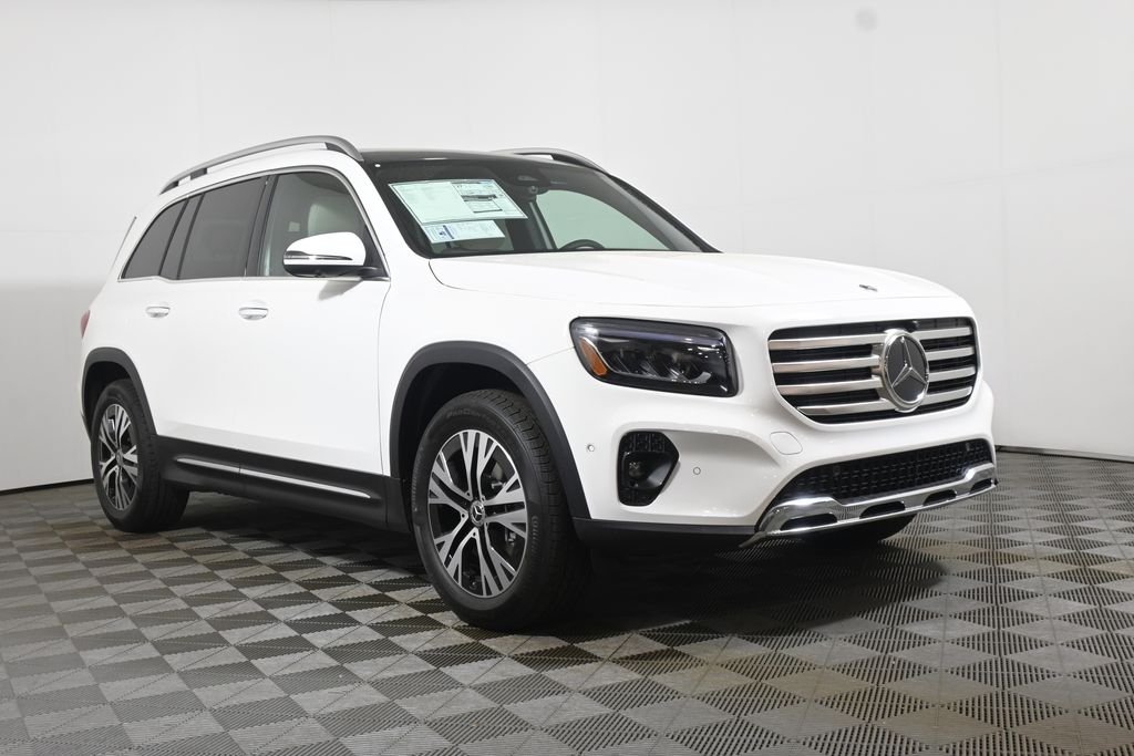 New 2026 Polar White Mercedes-Benz GLB 250 image 9