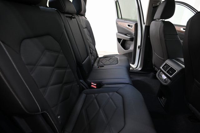 2026 Volkswagen Atlas SE w/Tech - Photo 28
