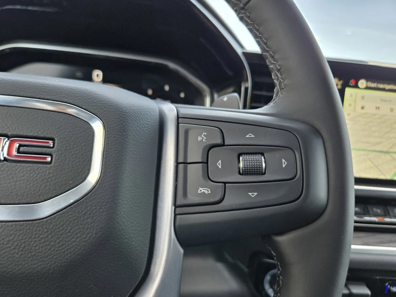 2026 GMC Sierra 1500 SLT - Photo 13