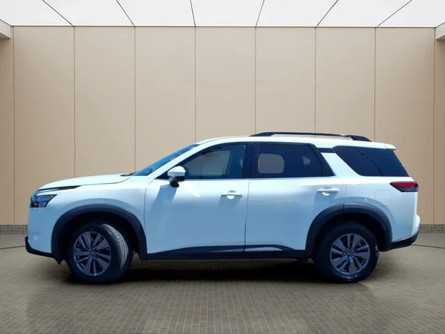 Used 2024 White Nissan SV image 14
