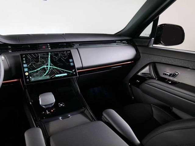 New 2026 Carpathian Grey Land Rover SE image 16