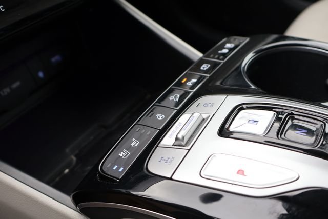 Used 2023 Gray Hyundai Limited image 18