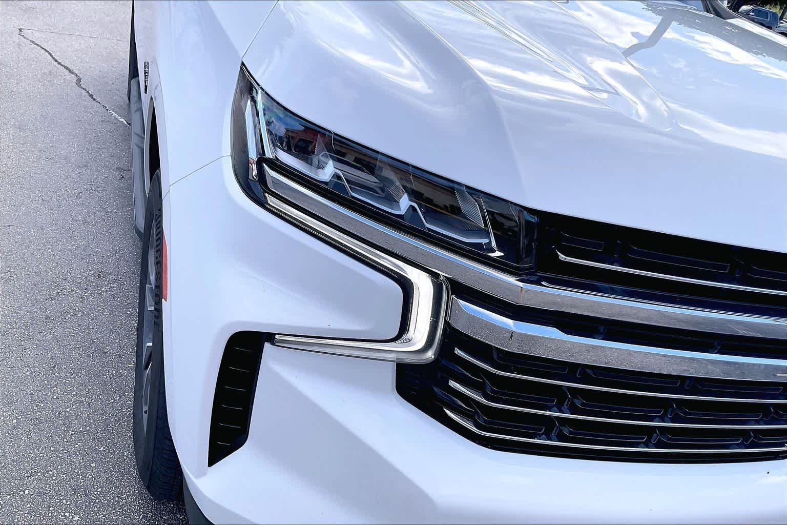 Used 2023 Summit White Chevrolet LT image 54