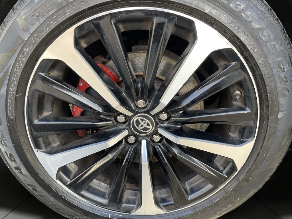 Used 2021 Midnight Black Metallic Toyota XSE image 29