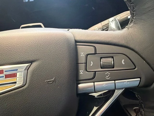 Used 2025 Silver Cadillac Premium Luxury image 38