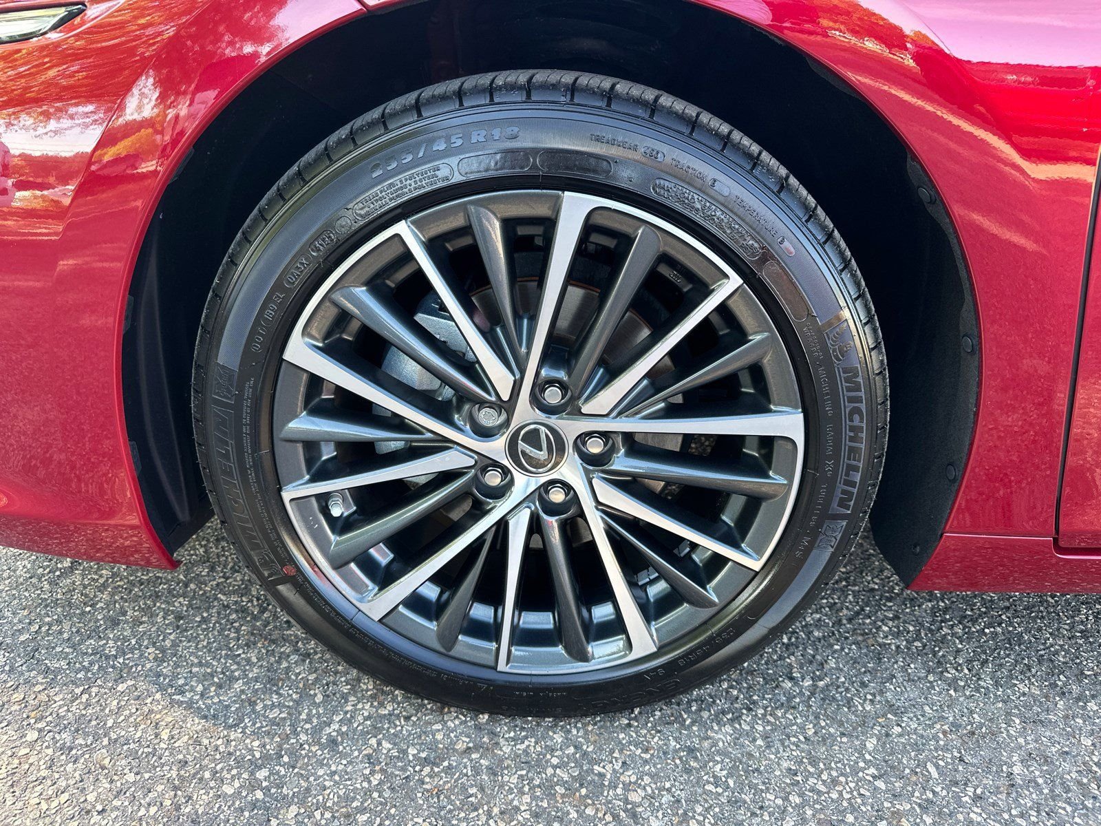 Used 2025 Red Lexus 350 image 11