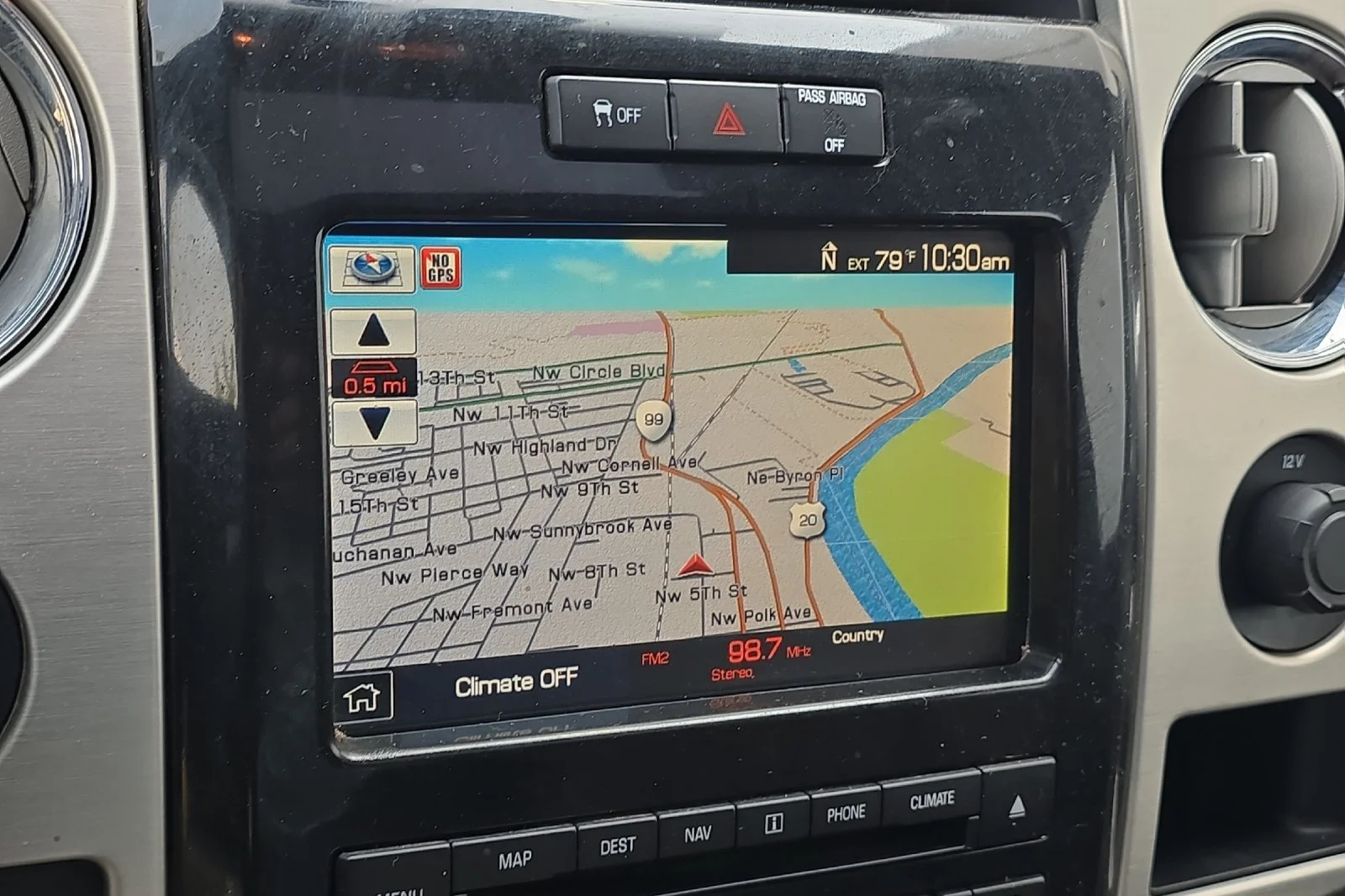 Used 2011  Ford  image 17