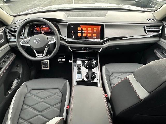 New 2026 Pure Gray Volkswagen 2.0T Peak Edition image 31