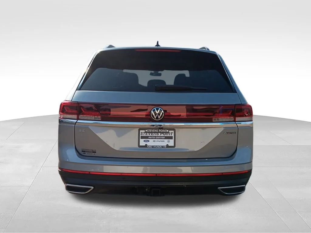 Used 2026 Black Volkswagen SE w/Technology image 6