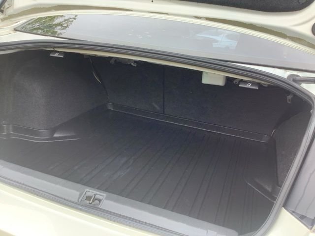2014 Subaru Legacy 2.5i Premium - Photo 12
