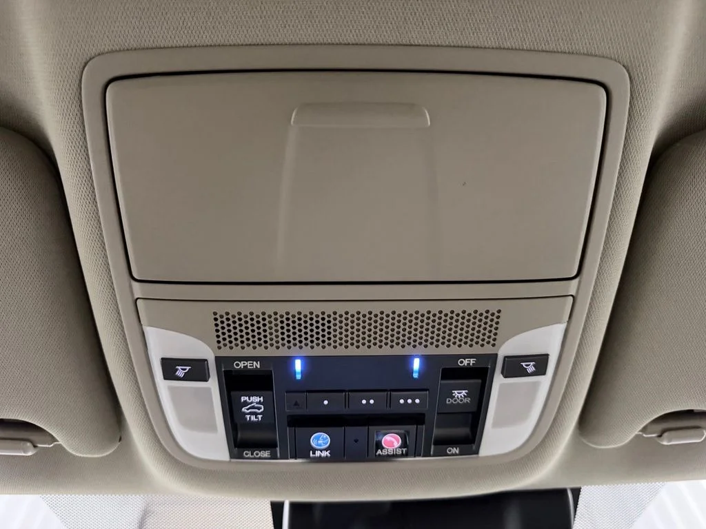 Used 2016  Acura 3.5L image 23