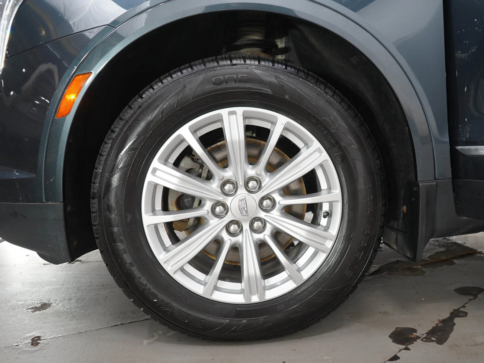 Used 2019 Shadow Metallic Cadillac Base image 29