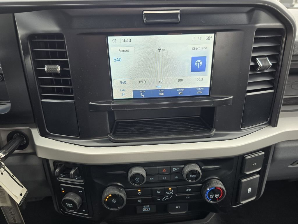 New 2026 Oxford White Ford XL/STX image 4