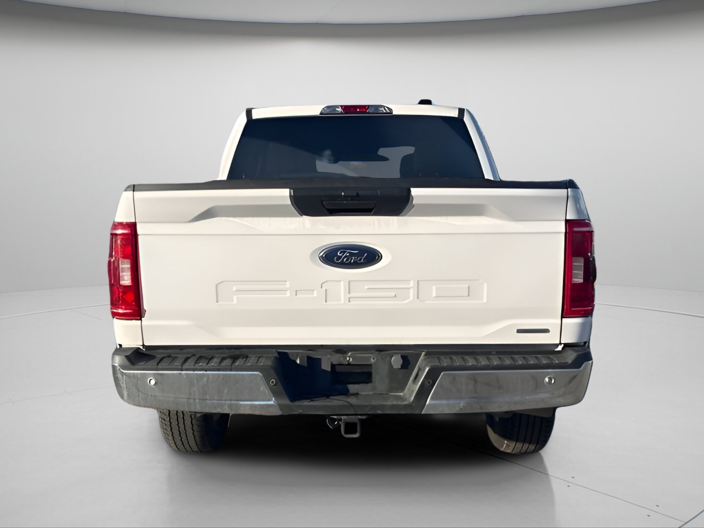 Used 2023 White Ford XLT image 9