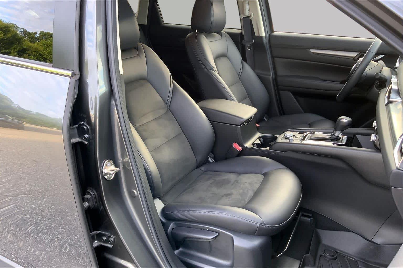 Used 2020 Machine Gray Metallic Mazda Touring image 9