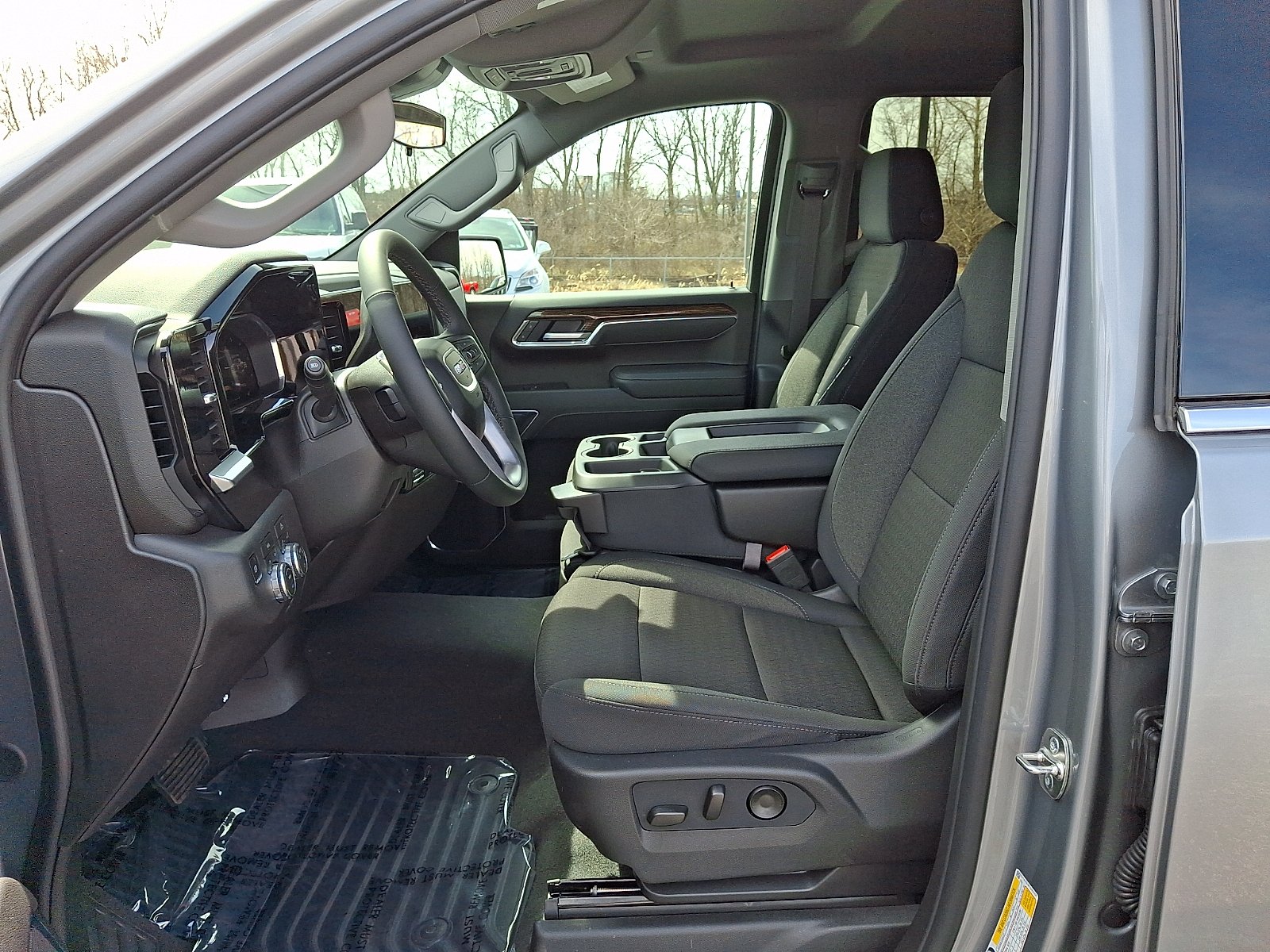 2026 GMC Sierra 1500 SLE - Photo 13
