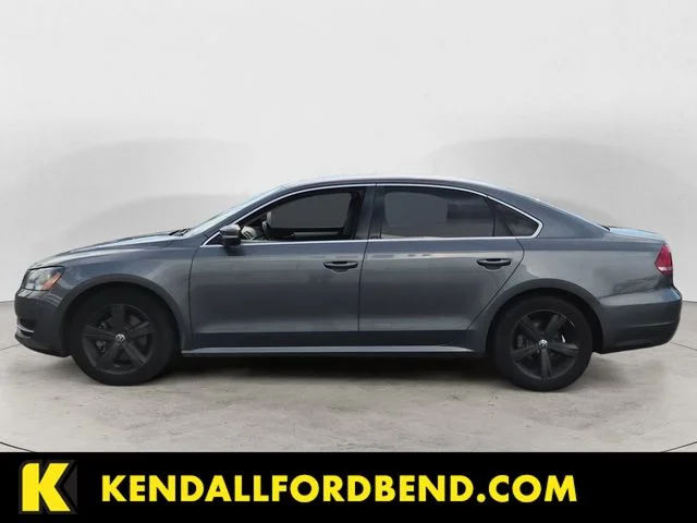 Used 2013 Gray Volkswagen 2.5 SE image 8