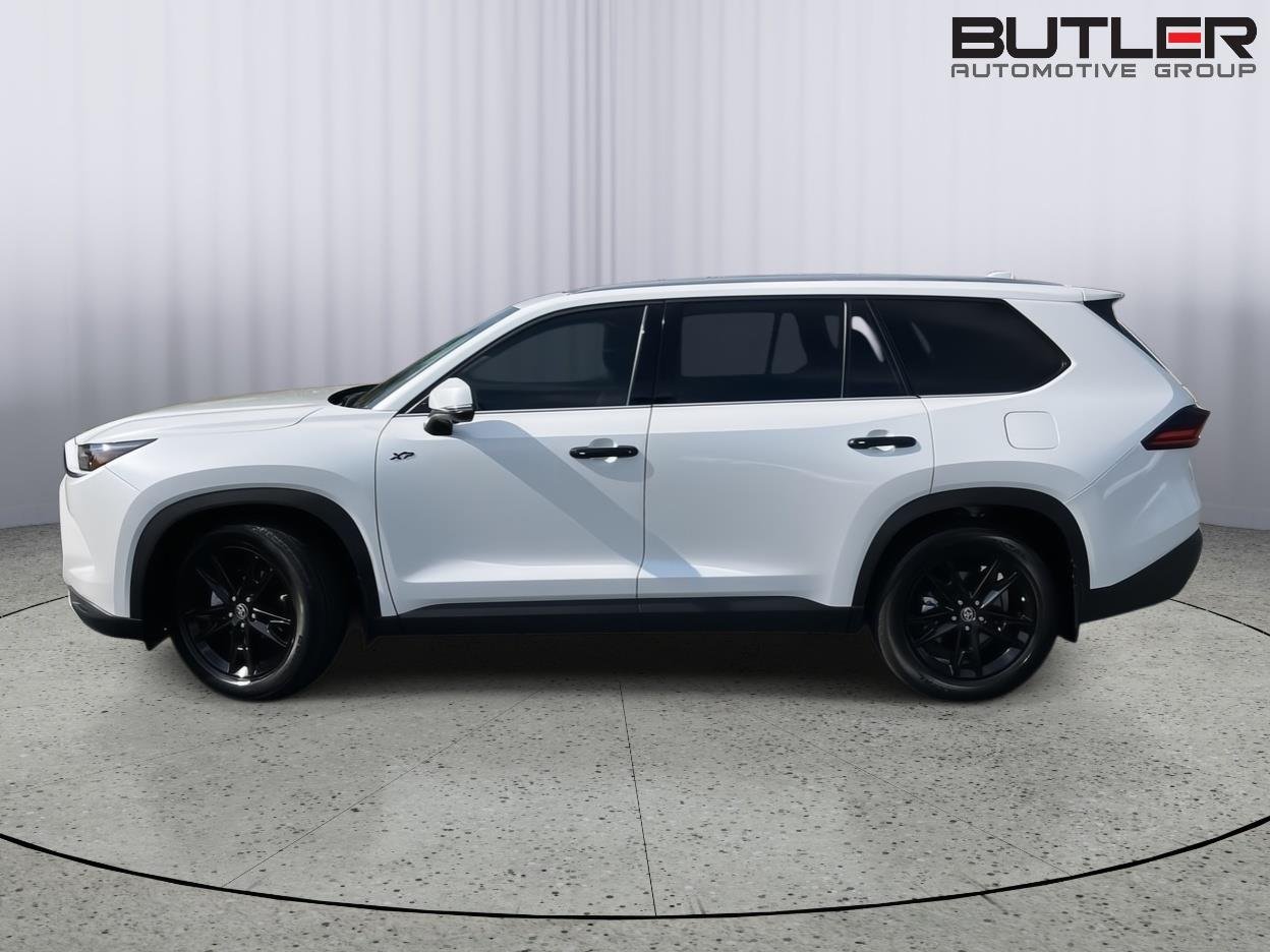 Used 2025 White (Wind Chill Pearl) Toyota Limited image 2
