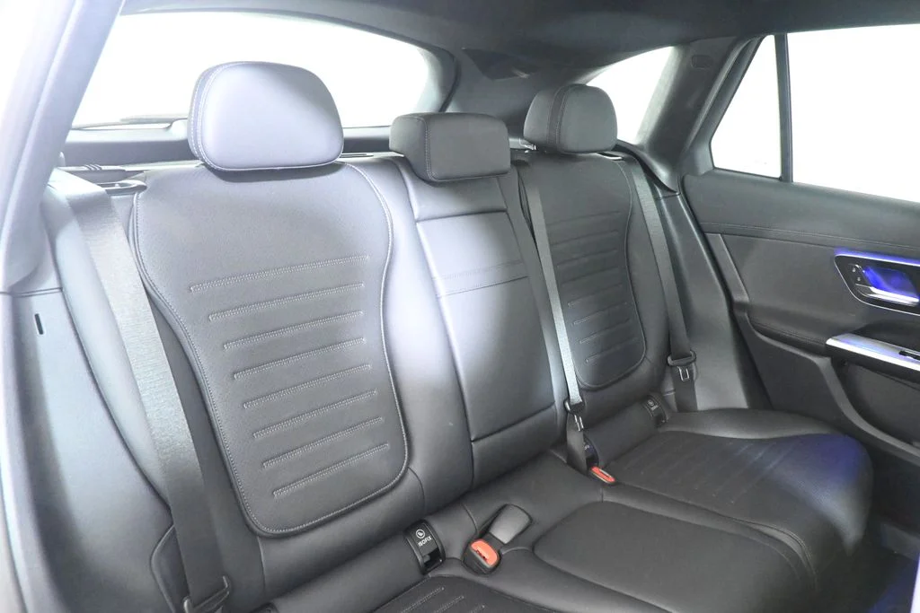 New 2026 Silver Mercedes-Benz GLC 300 image 33