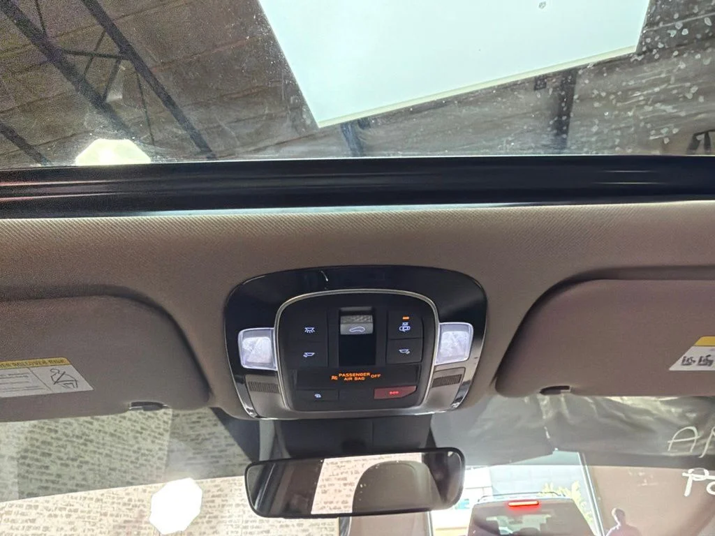 Used 2022 Stormy Blue Hyundai SEL image 23