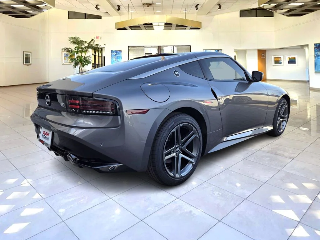 New 2026 Gun Metallic Nissan Sport image 4