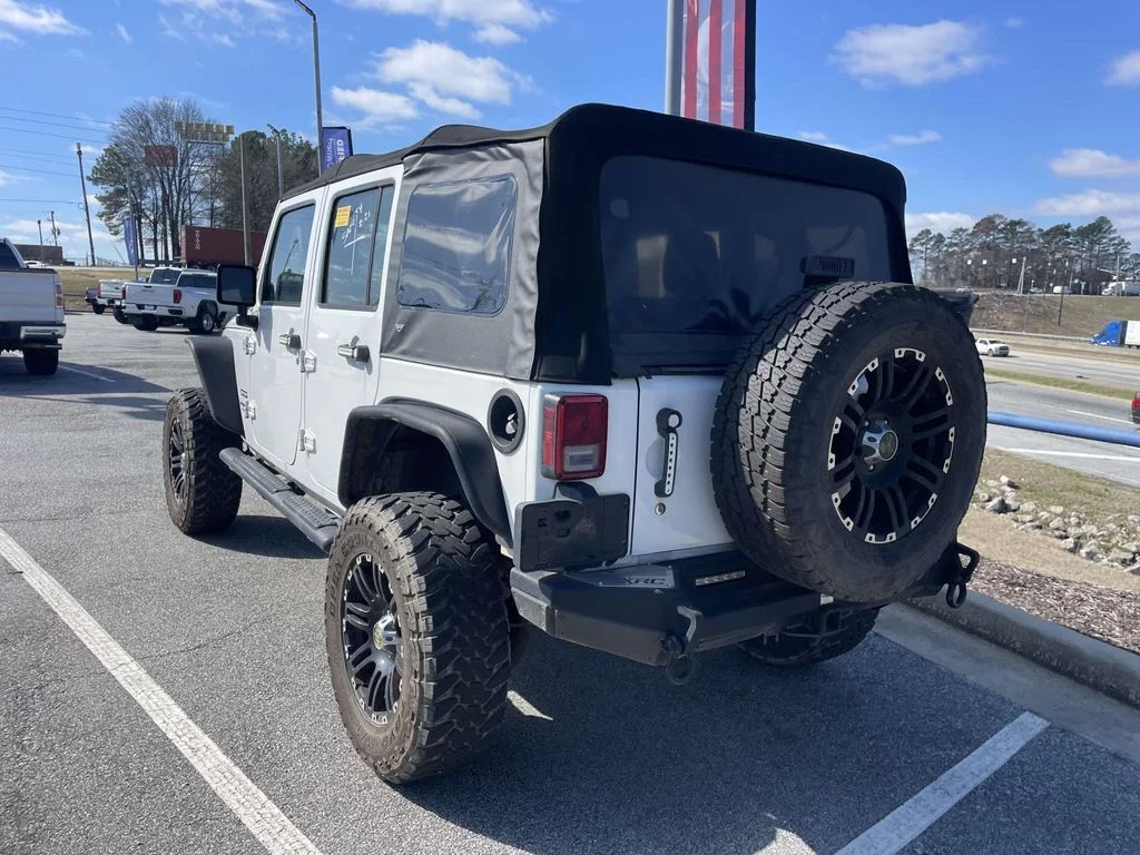 Used 2015 White Jeep Unlimited Sport image 5