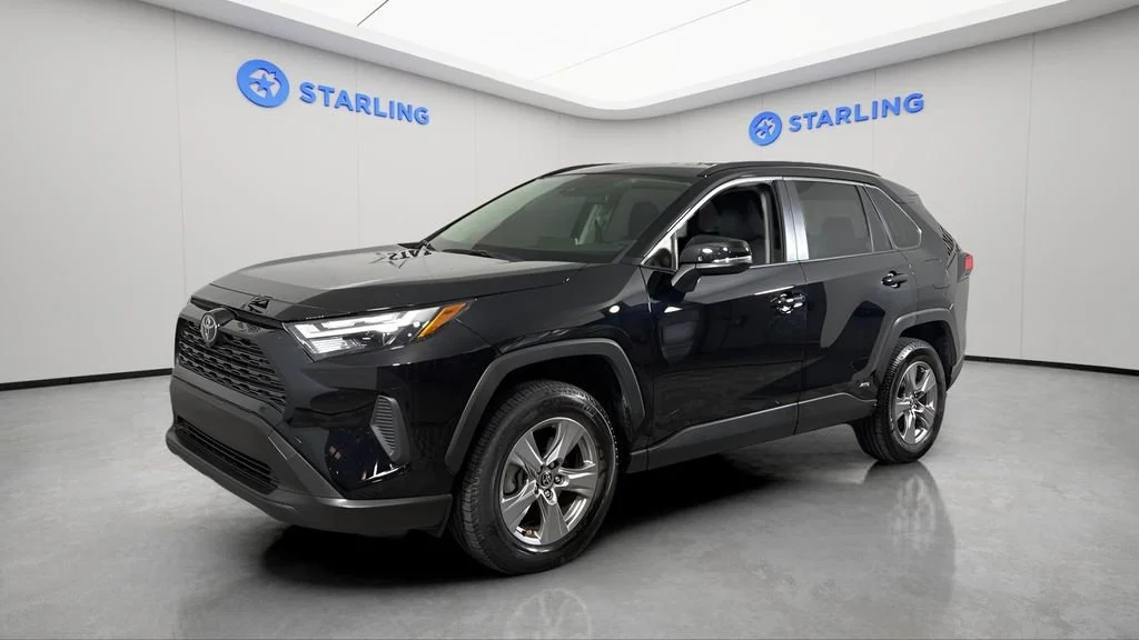 Used 2025 Black Toyota XLE image 2