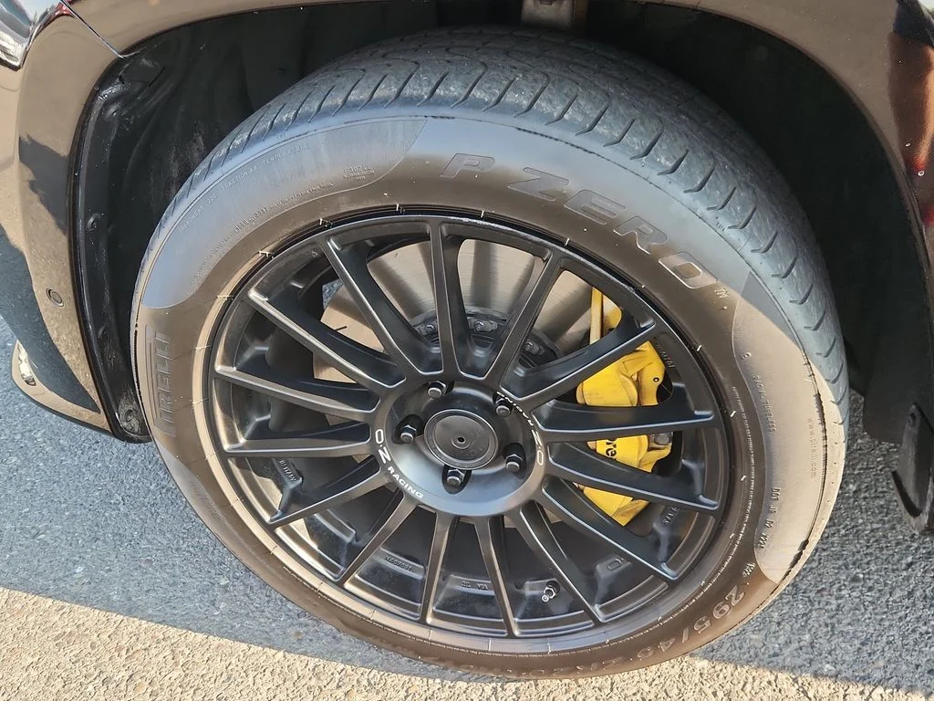 Used 2021 Black Jeep Trackhawk image 18