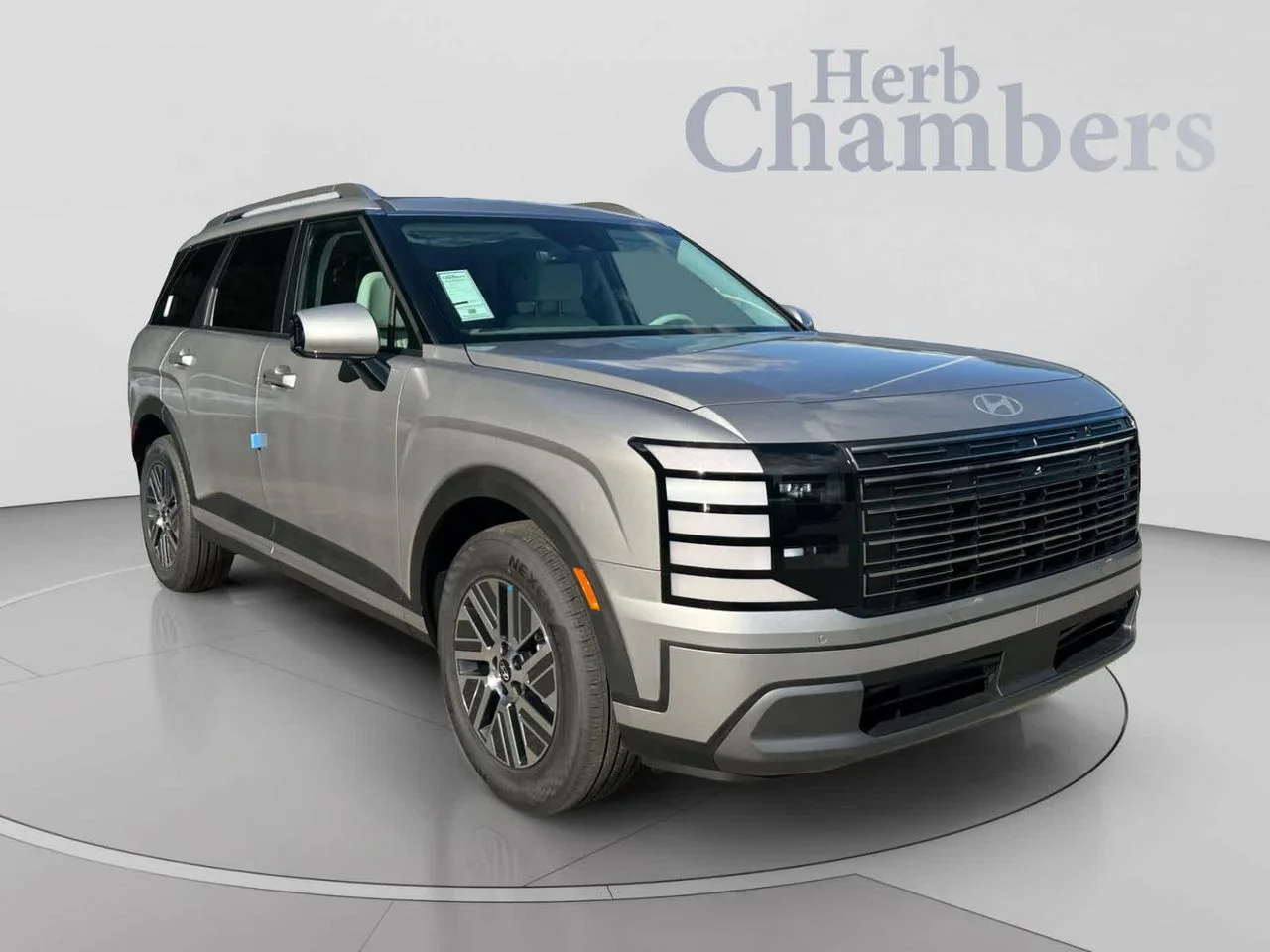 New 2027 Silver Hyundai SEL 7P image 1