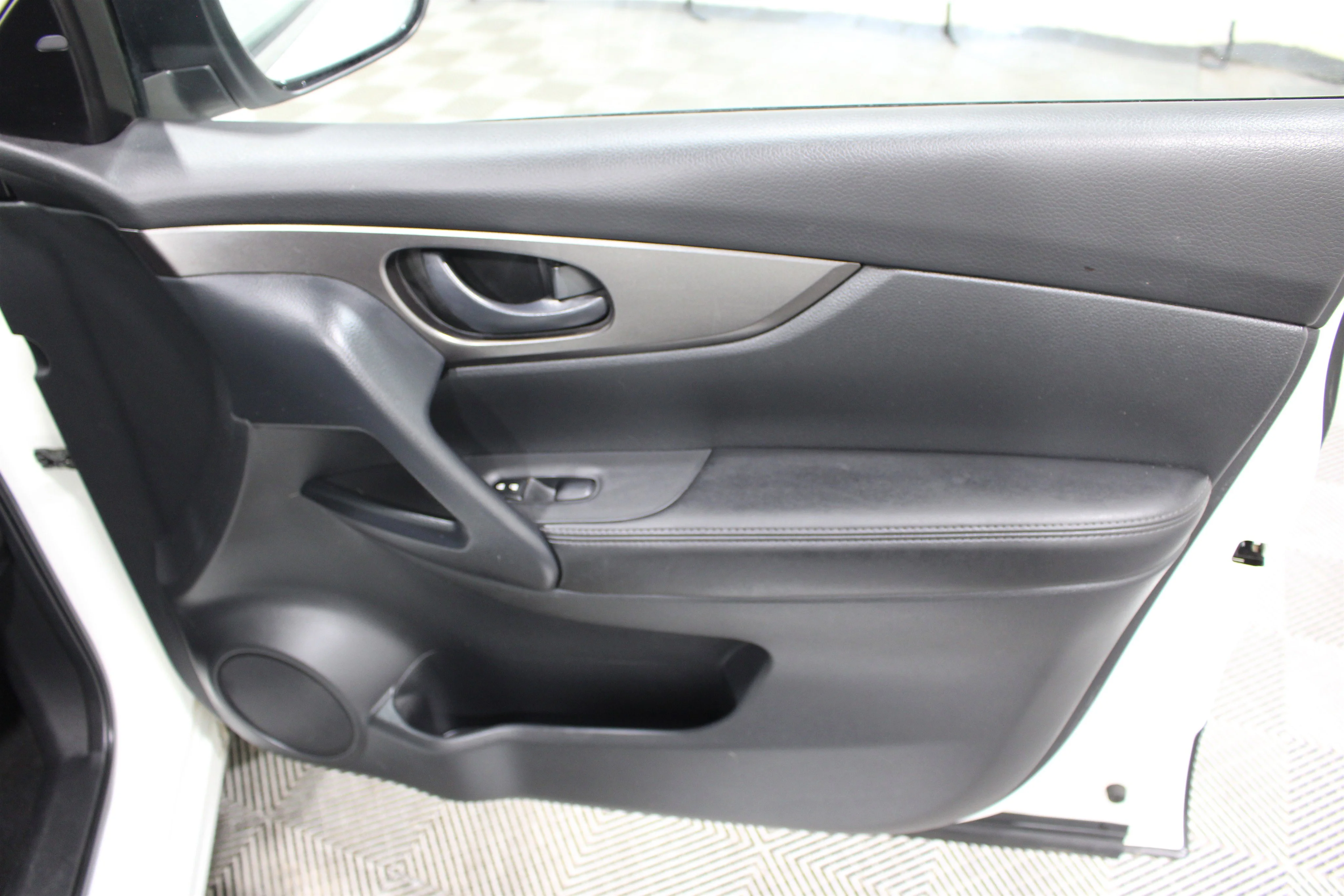 2021 Nissan Rogue Sport S - Photo 25