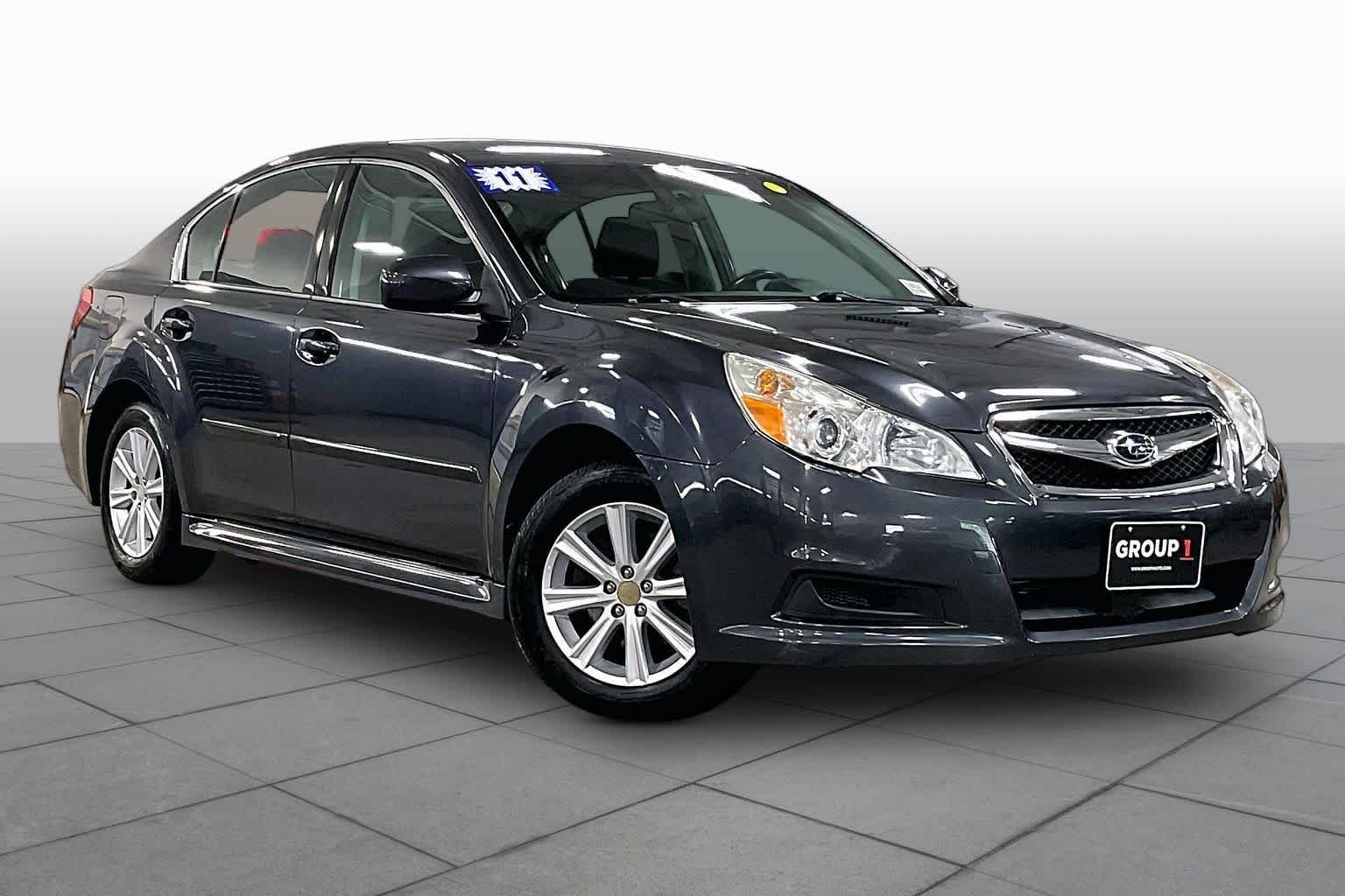 Used 2011 Graphite Gray Metallic Subaru 2.5i Prem AWP image 2
