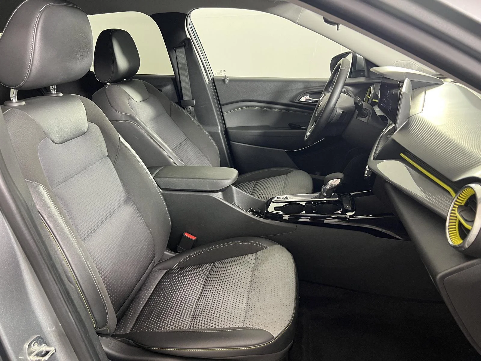 Used 2024 Sterling Gray Metallic Chevrolet LT image 22