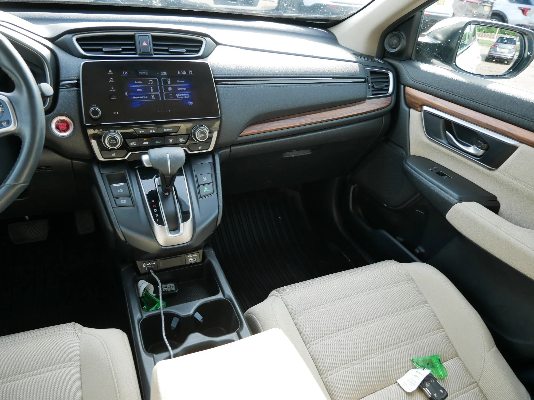 Certified Used 2022 Platinum White Pearl Honda EX image 11