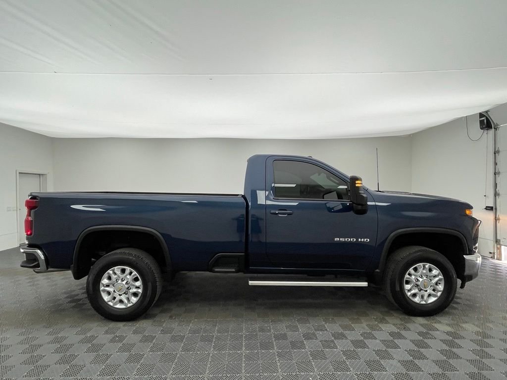 Used 2022 Northsky Blue Metallic Chevrolet LT image 6