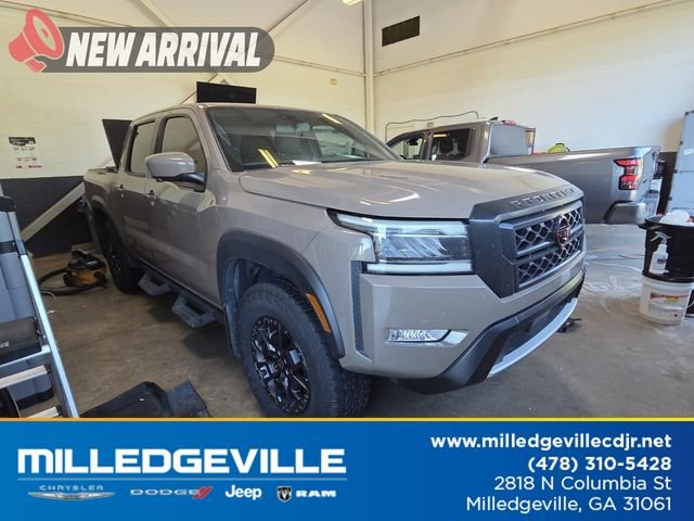 Used 2022  Nissan PRO-4X image 1
