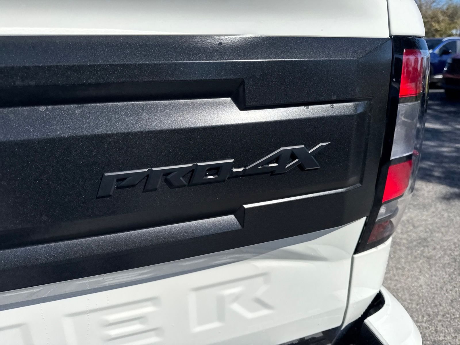 New 2026 Nissan Frontier PRO-4X 4D Crew Cab