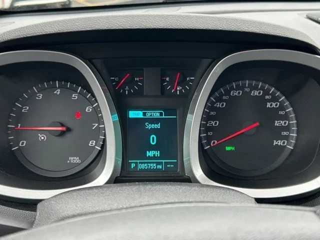 Used 2015 White Chevrolet LTZ image 30
