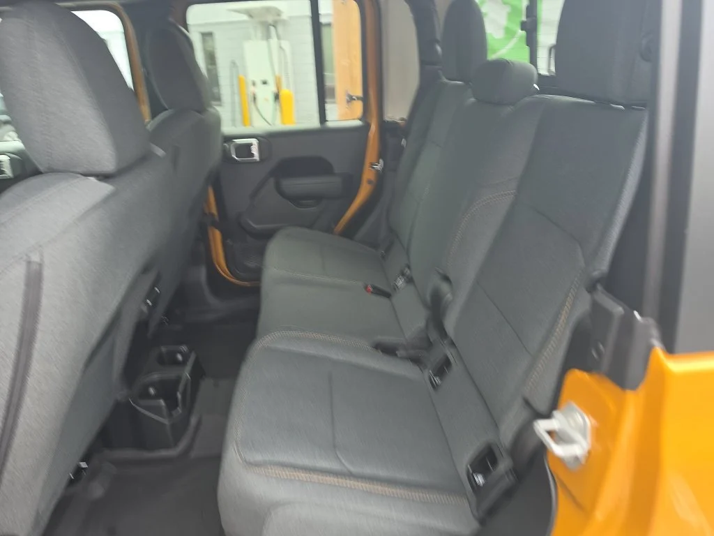 New 2026 Goldilocks Exterior Paint Jeep Sport S image 27