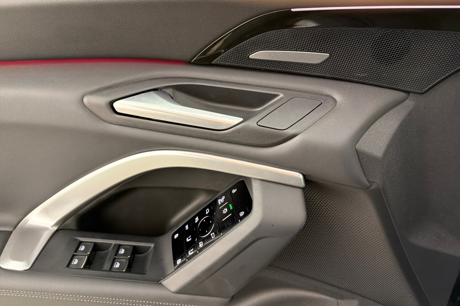 2025 Audi Q5 Premium Plus - Photo 10