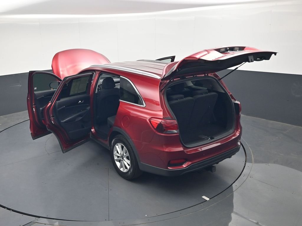 Used 2020 Red Kia LX image 42