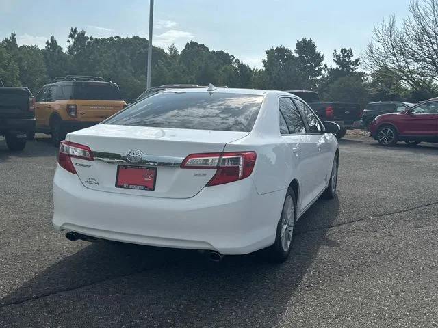 Used 2012 White Toyota XLE image 5