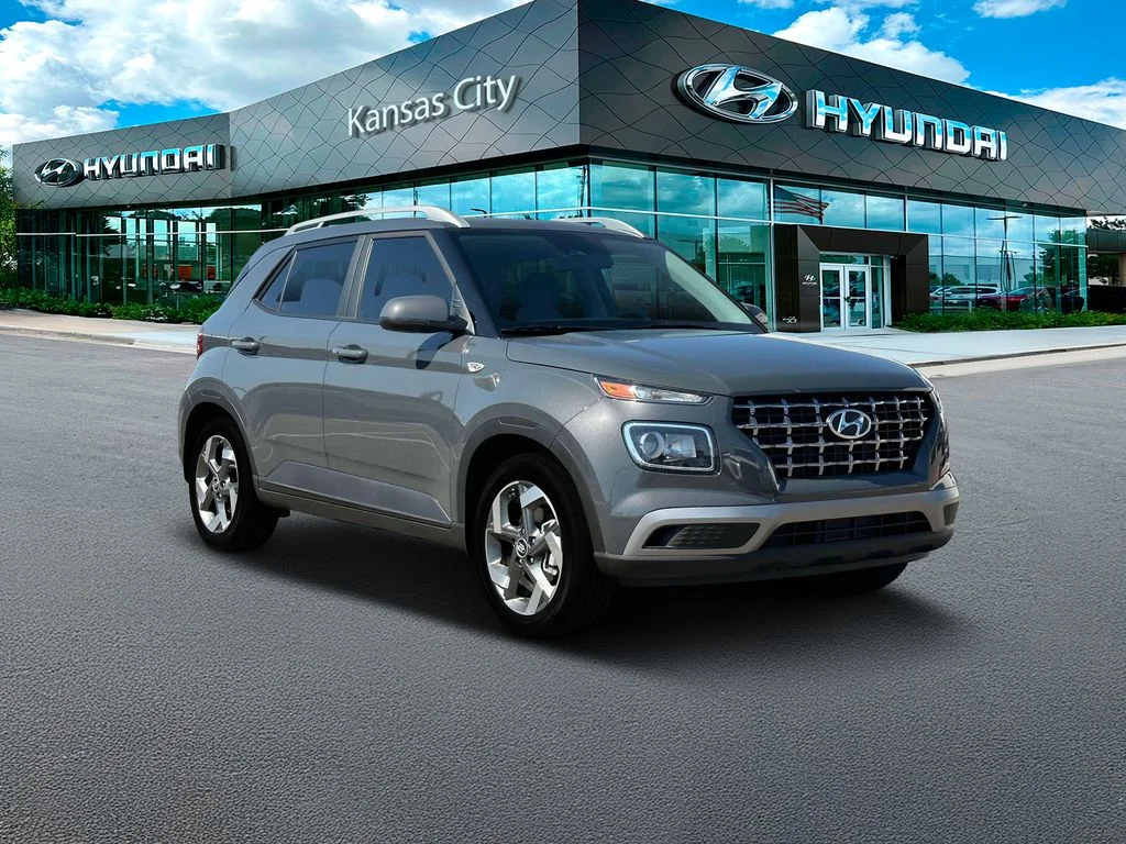 Used 2025 Ecotronic Gray Hyundai SEL image 11