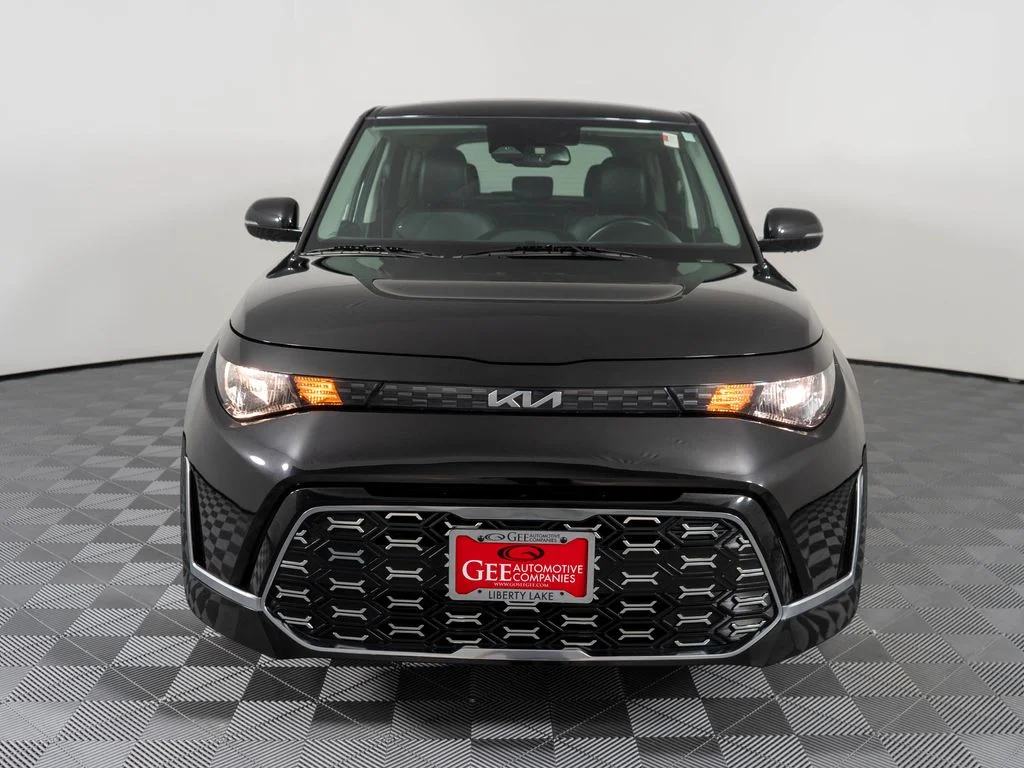 Used 2023 Black Kia GT-Line image 2